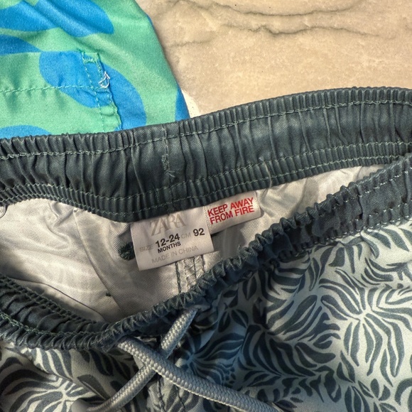 Zara Boys Swim Shorts - Picture 5 of 10